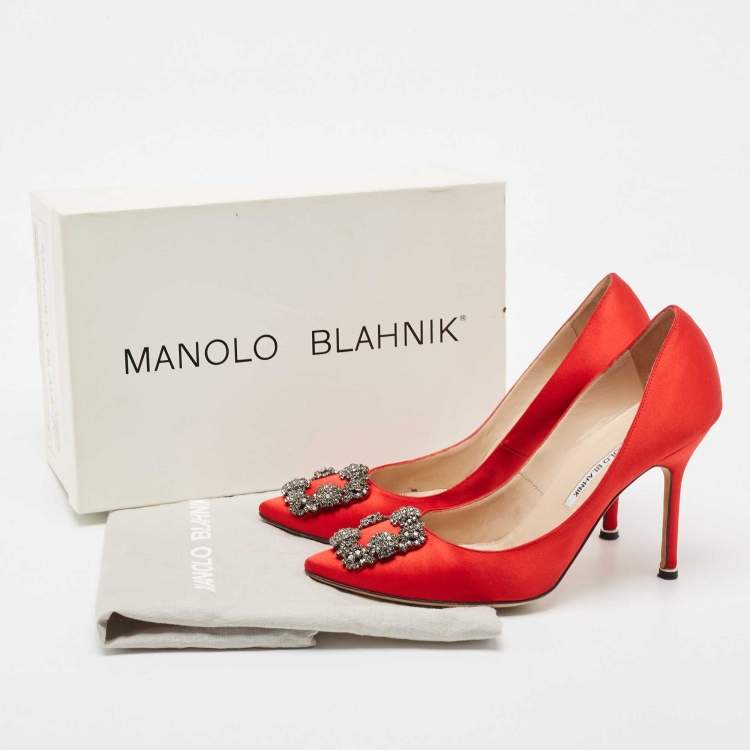 Pre Owned Manolo Blahnik Red Satin Hangisi Pumps Size 39