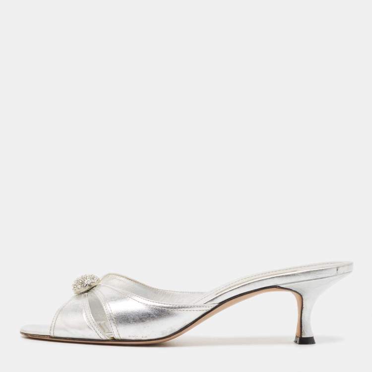 Pre Owned Manolo Blahnik Metallic Silver Leather Crystal Embellished Slide Sandals Size 42