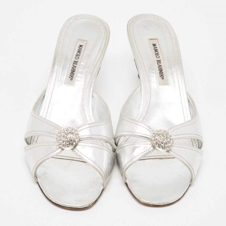 Pre Owned Manolo Blahnik Metallic Silver Leather Crystal Embellished Slide Sandals Size 42