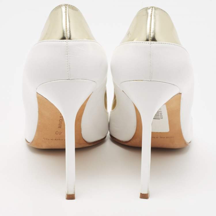 Pre Owned Manolo Blahnik White/Gold Leather Pointed Toe Pumps Size 40