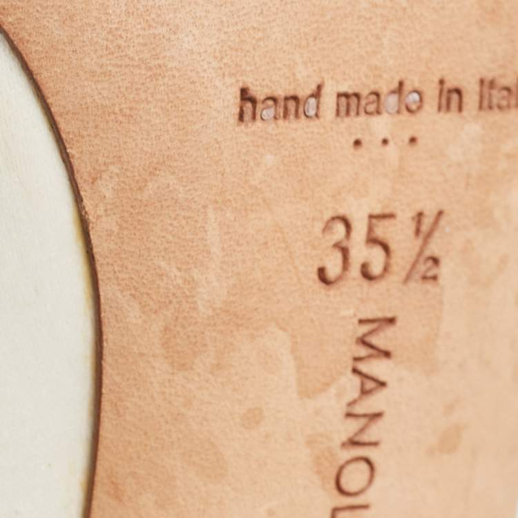Pre Owned Manolo Blahnik Off White Satin Hangisi Pumps Size 35.5
