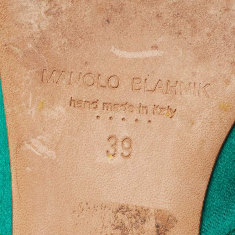 مملوكة مسبقًا Manolo Blahnik Green Satin Hangisi Flat Mules Size 39