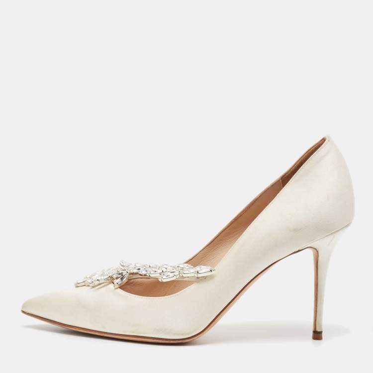 Pre Owned Manolo Blahnik White Satin Nadira Pumps Size 37