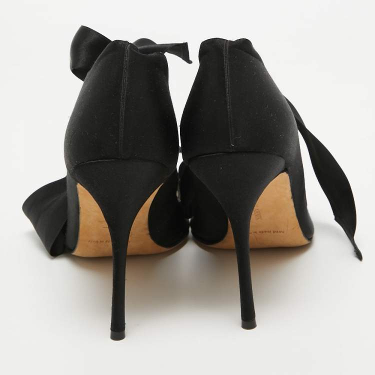 Pre Owned Manolo Blahnik Black Satin Bow Tie Sandals Size 40