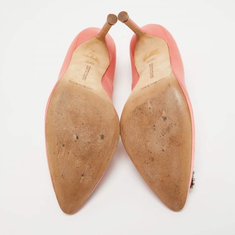 Pre Owned Manolo Blahnik Pink Satin Hangisi Pumps Size 37.5