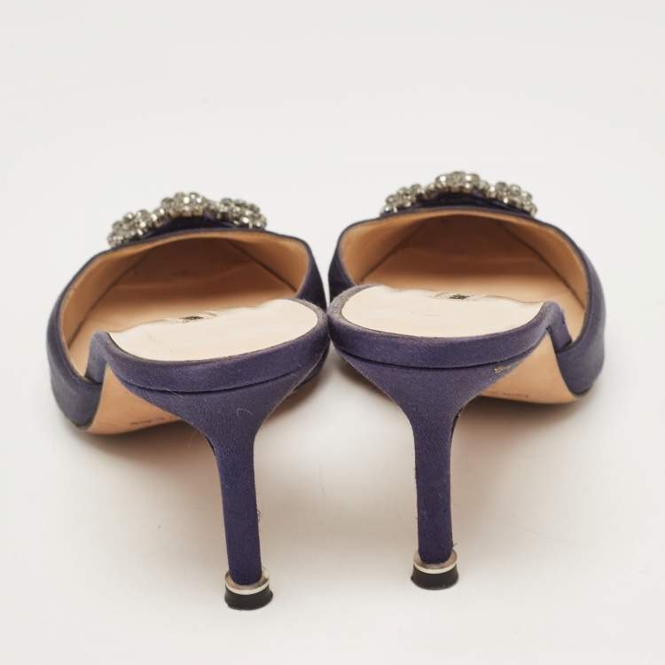 Pre Owned Manolo Blahnik Navy Blue Satin Hangisimu Mules Size 36.5