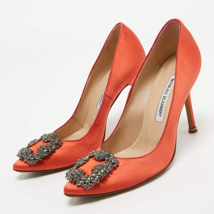 Pre Owned Manolo Blahnik Orange Satin Hangisi Pumps Size 37