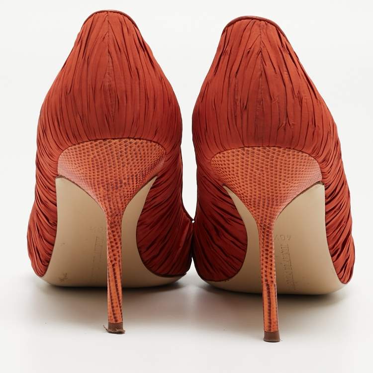 Pre Owned Manolo Blahnik Orange Pleated Satin Pointed Toe Pumps Size 40.5