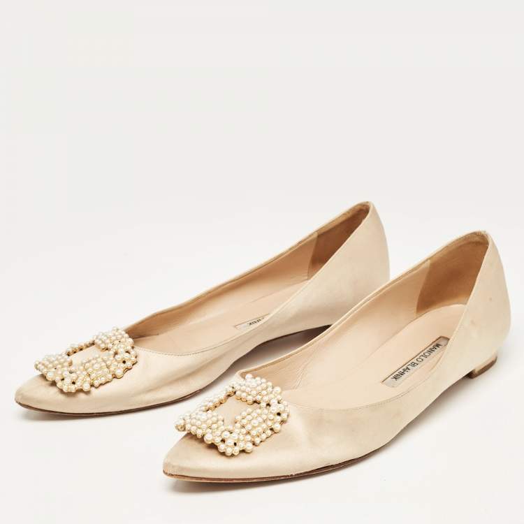 Pre Owned Manolo Blahnik Gold Satin Hangisi Ballet Flats Size 38.5