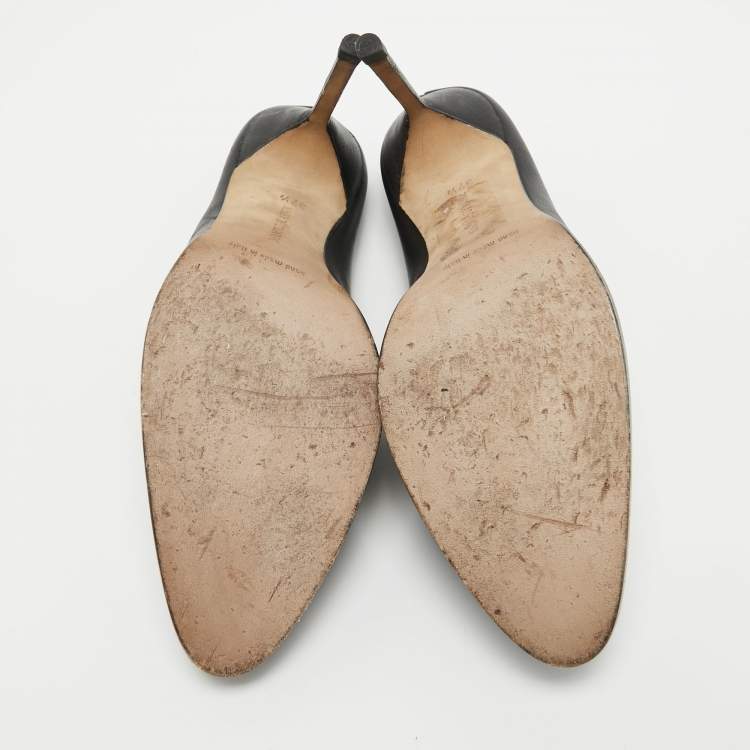 Pre Owned Manolo Blahnik Black Leather Mules Size 37.5