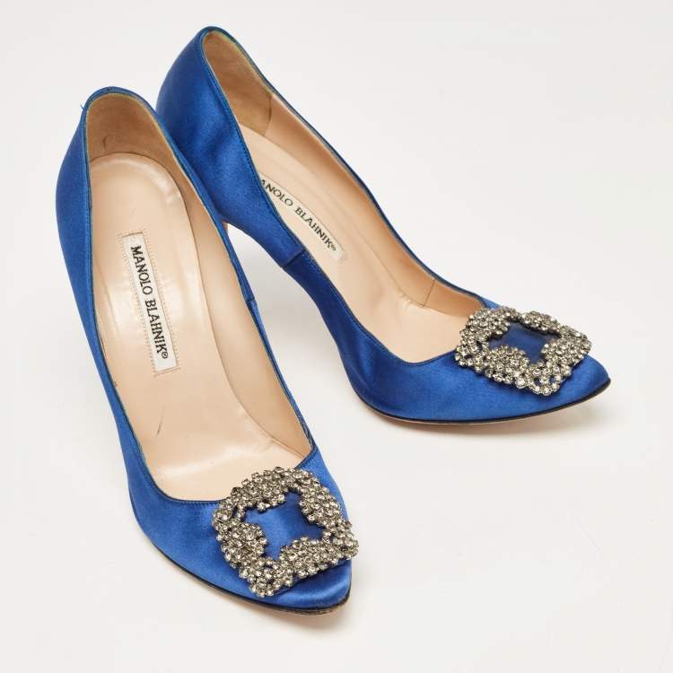 Pre Owned Manolo Blahnik Blue Satin Hangisi Pumps Size 37.5