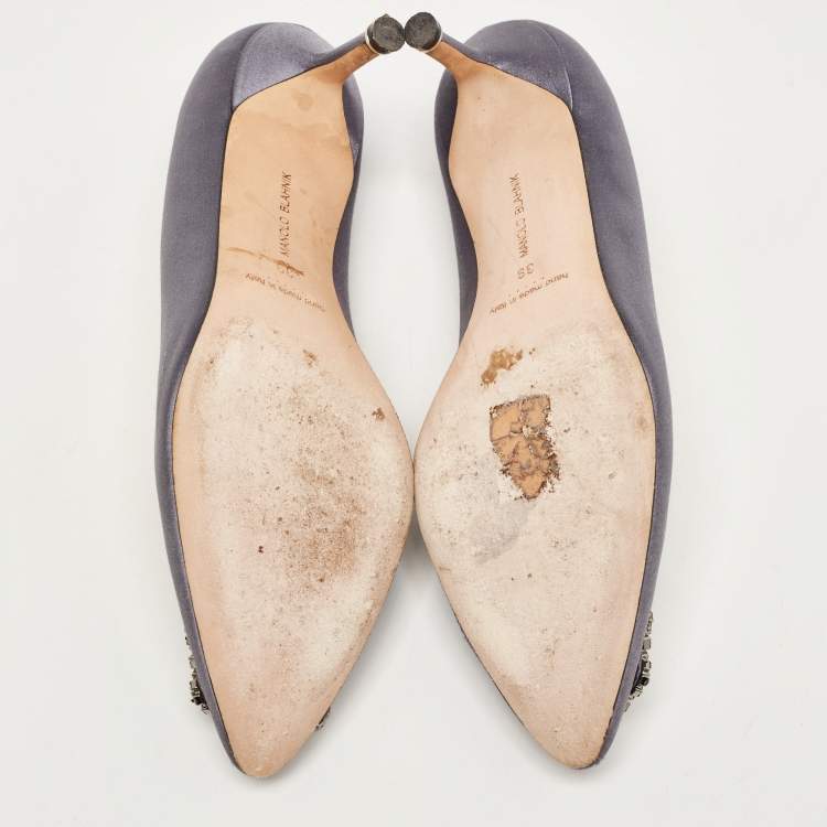 Pre Owned Manolo Blahnik Grey Satin Hangisi Pumps Size 39