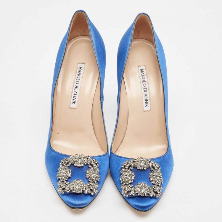 Pre Owned Manolo Blahnik Blue Satin Hangisi Pumps Size 38