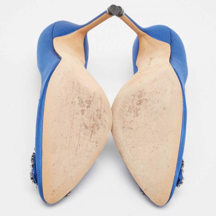 Pre Owned Manolo Blahnik Blue Satin Hangisi Pumps Size 38