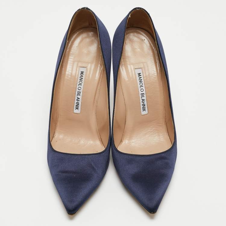 Pre Owned Manolo Blahnik Navy Blue Satin BB Pumps Size 38.5
