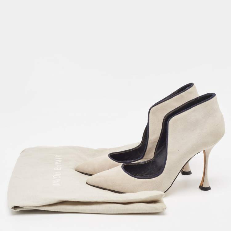 Pre Owned Manolo Blahnik Grey Suede  Pointed Toe Pumps Size 36.5