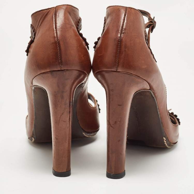 Pre Owned Manolo Blahnik Brown Leather Ankle Strap Sandals Size 39