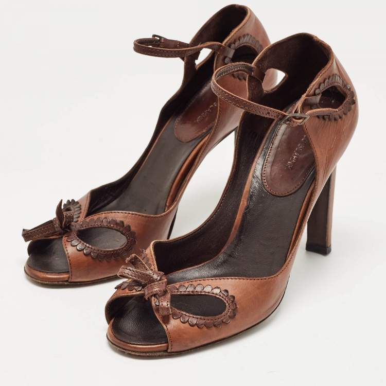 Pre Owned Manolo Blahnik Brown Leather Ankle Strap Sandals Size 39