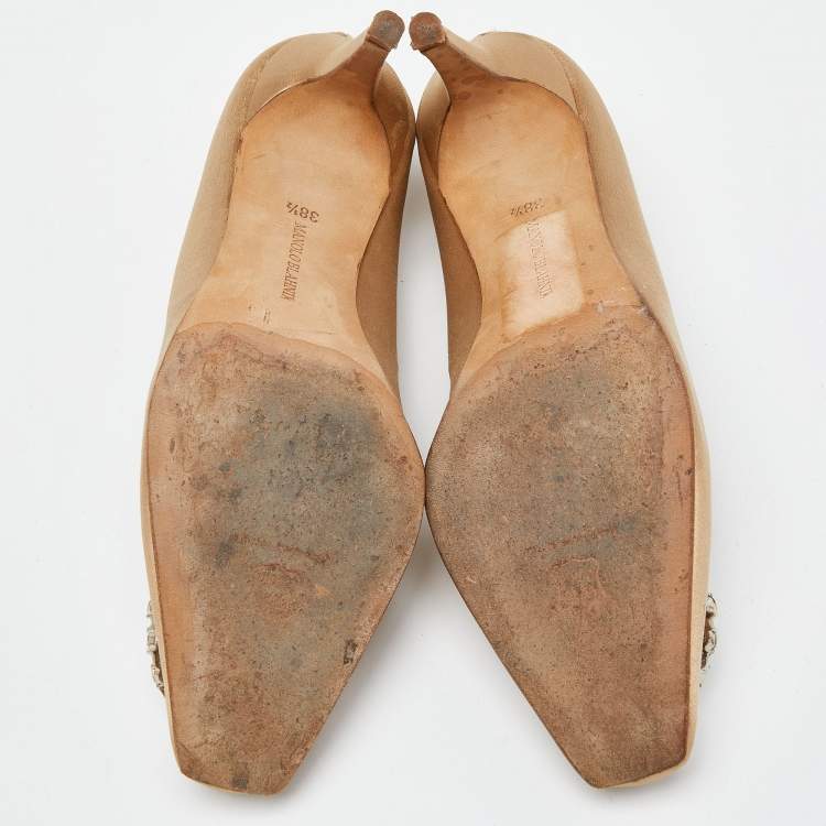 Pre Owned Manolo Blahnik Beige Satin Pumps Size 38.5