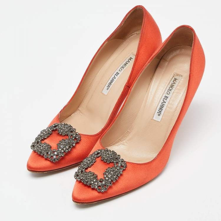Pre Owned Manolo Blahnik Orange Satin Hangisi Pumps Size 37