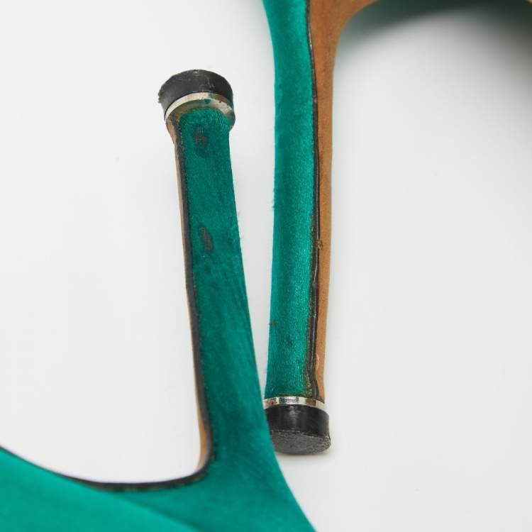 Pre Owned Manolo Blahnik Green Satin Hangisi Pumps Size 42
