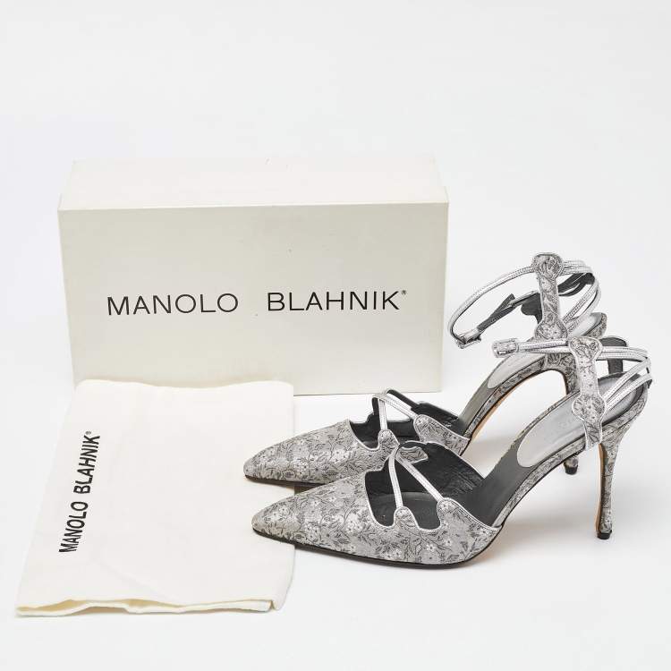 Pre Owned Manolo Blahnik Grey Leather and Brocade Fabric Pointed Toe Strappy Pumps Size 40.5