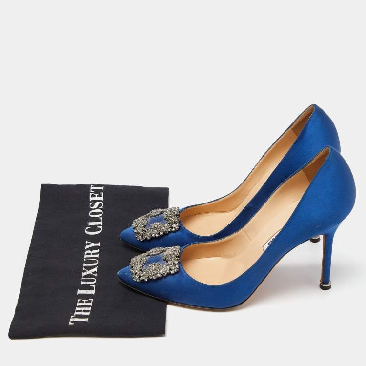 Pre Owned Manolo Blahnik Blue Satin Hangisi Pumps Size 39