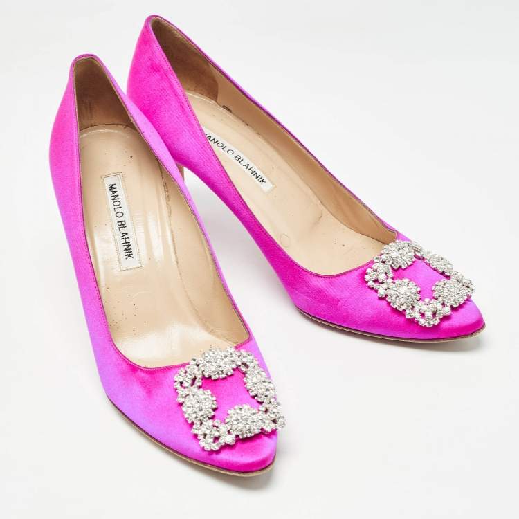 Pre Owned Manolo Blahnik Pink Satin Hangisi  Pumps Size 39