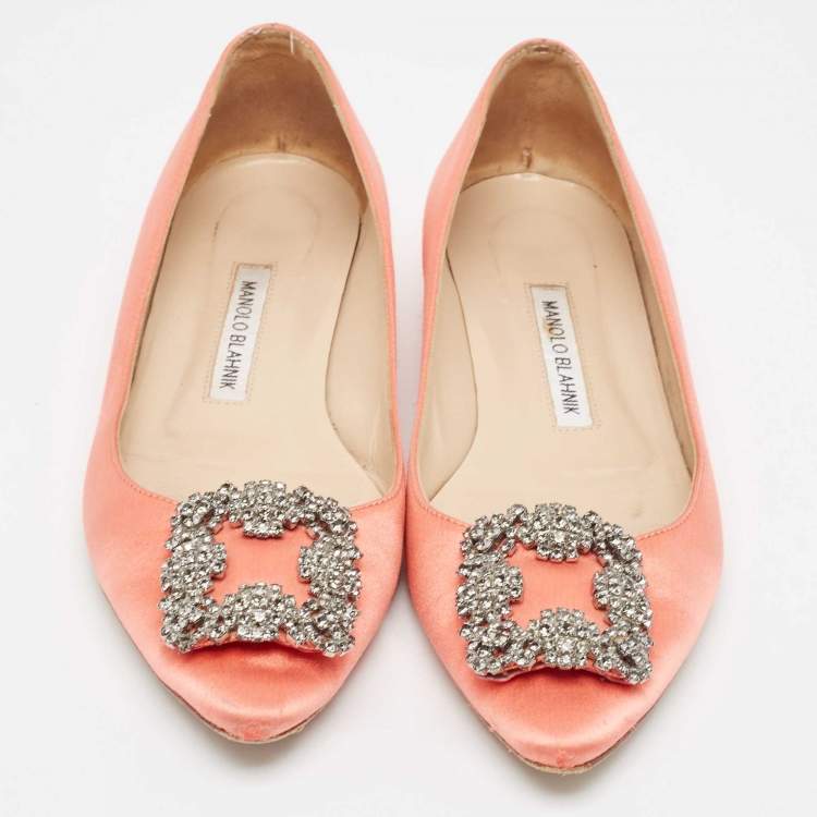 مملوكة مسبقًا Manolo Blahnik Pink Satin Hangisi Ballet Flats Size 37.5