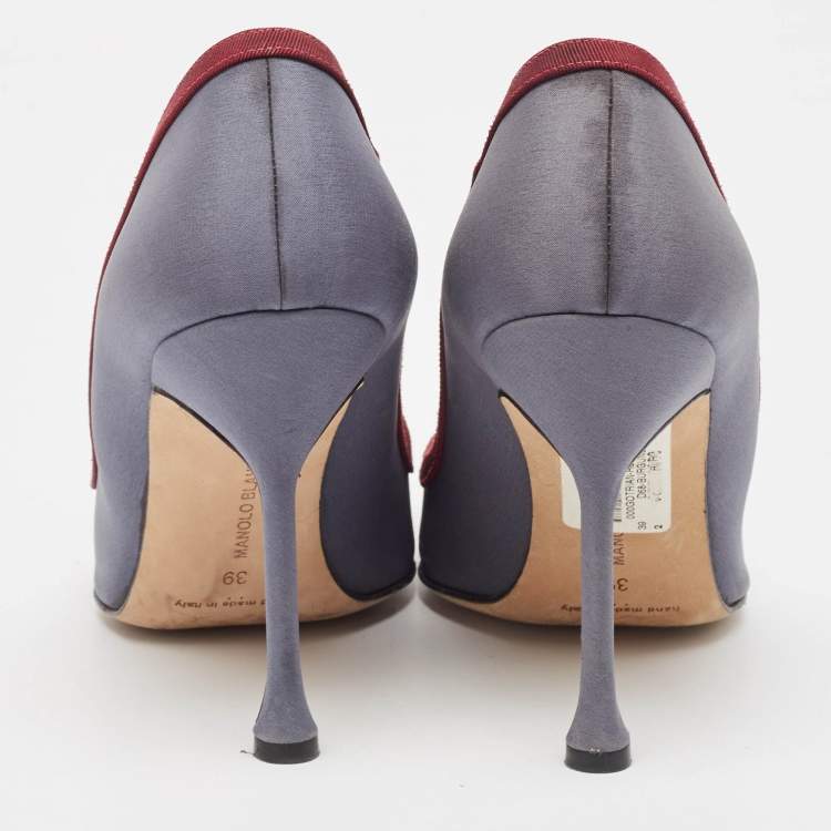 Pre Owned Manolo Blahnik Grey/Burgundy Satin and Canvas Gotrian Pumps Size 39