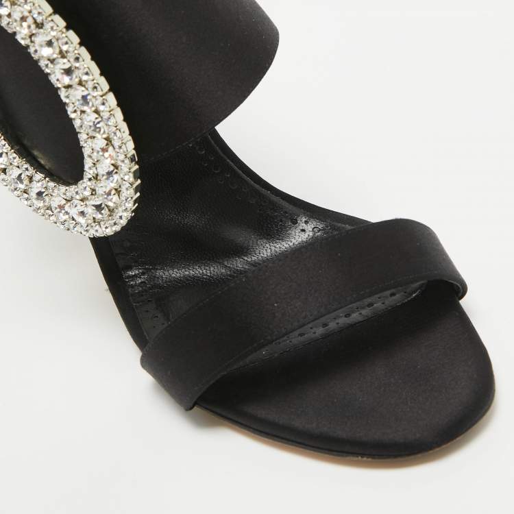 Pre Owned Manolo Blahnik Black Satin Fibiona Slide Sandals Size 40