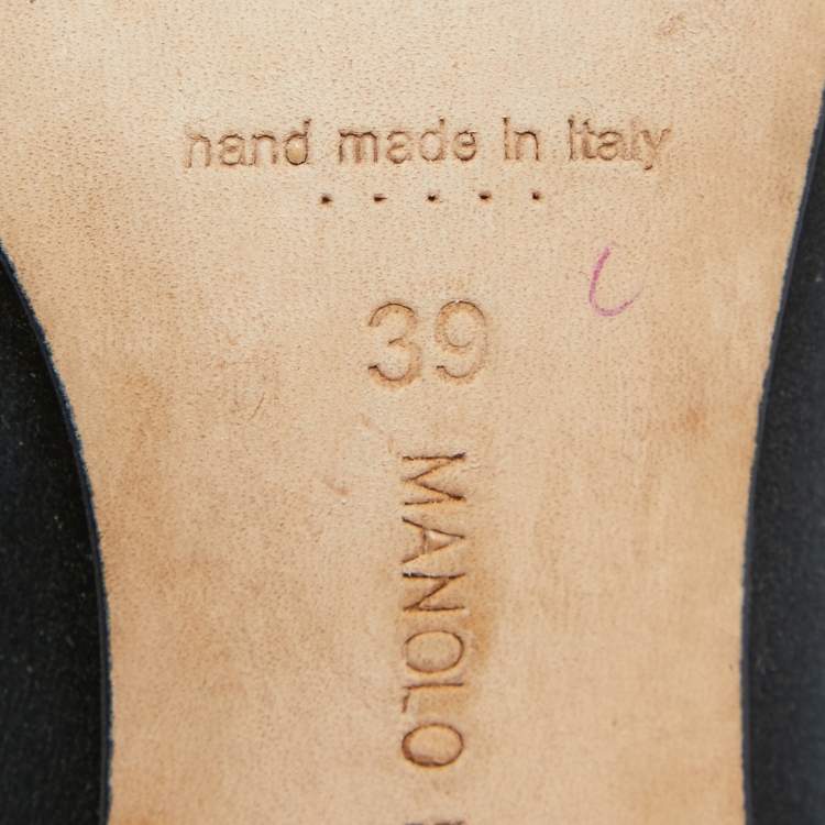 Pre Owned Manolo Blahnik Black Satin Hangisi Pumps Size 39