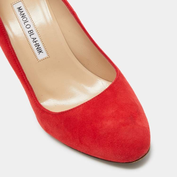 Pre Owned Manolo Blahnik Red Suede Round Toe Pumps Size 37.5