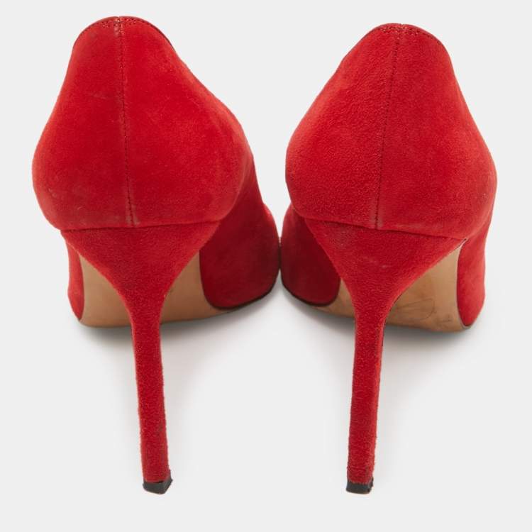 Pre Owned Manolo Blahnik Red Suede Round Toe Pumps Size 37.5