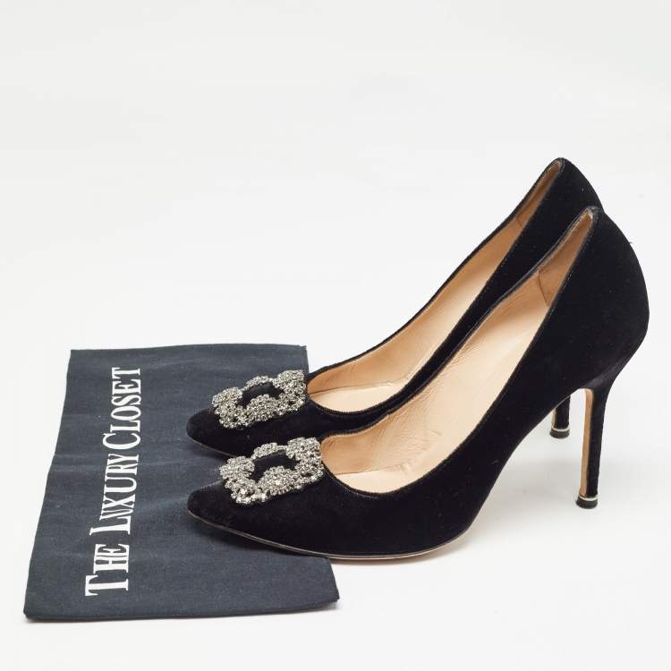 Pre Owned Manolo Blahnik Black Velvet Hangisi Pumps Size 40