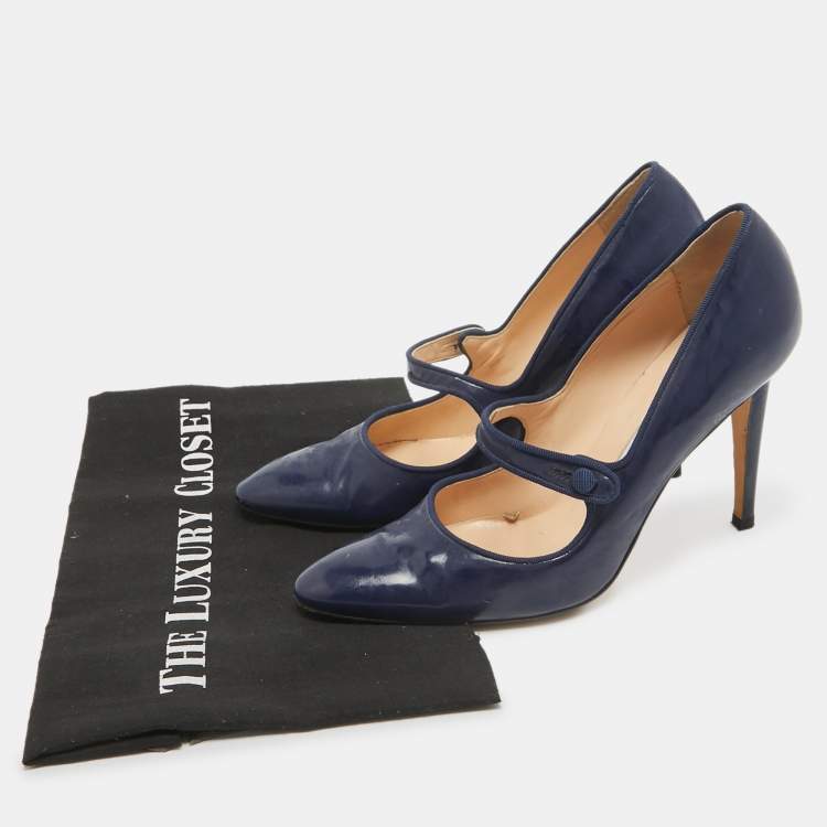 مملوكة مسبقًا Manolo Blahnik Navy Blue Patent Leather Mary Jane Pumps Size 38