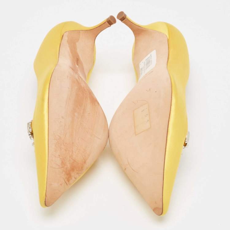 Pre Owned Manolo Blahnik Yellow Satin Lurum Crystal Embellished Pointed Toe Pumps Size 41