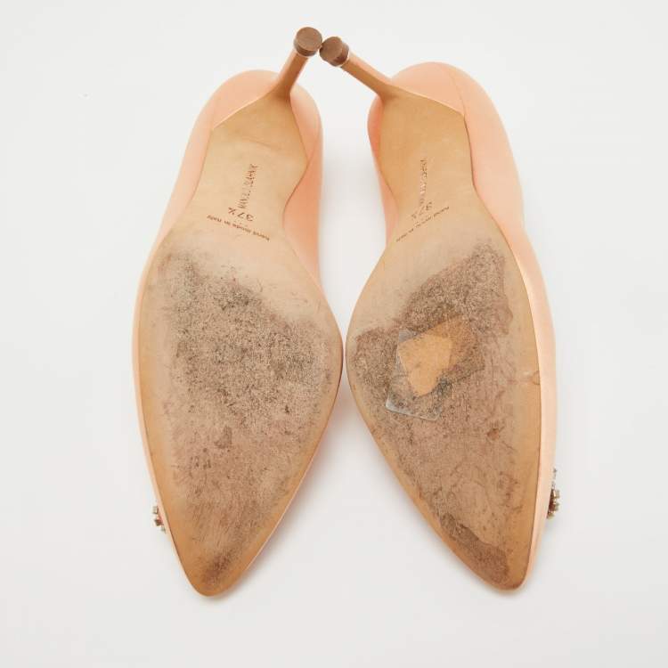 Pre Owned Manolo Blahnik Beige Satin Hangisi  Pumps Size 37.5