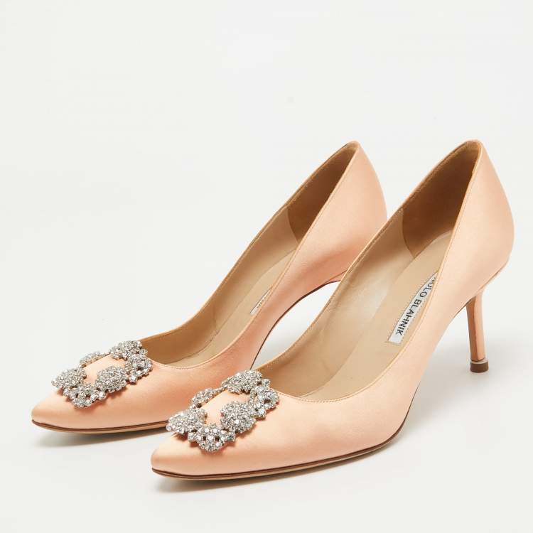 Pre Owned Manolo Blahnik Beige Satin Hangisi  Pumps Size 37.5