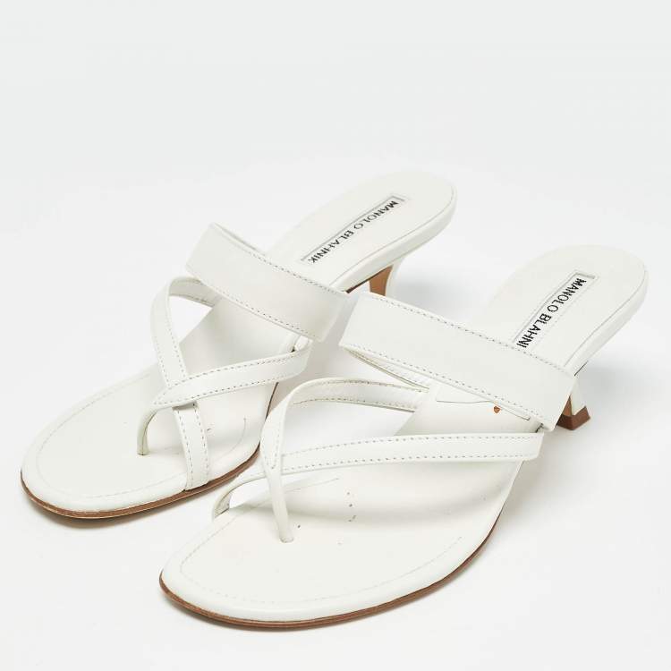 Pre Owned Manolo Blahnik White Leather Susa Slide Sandals Size 38
