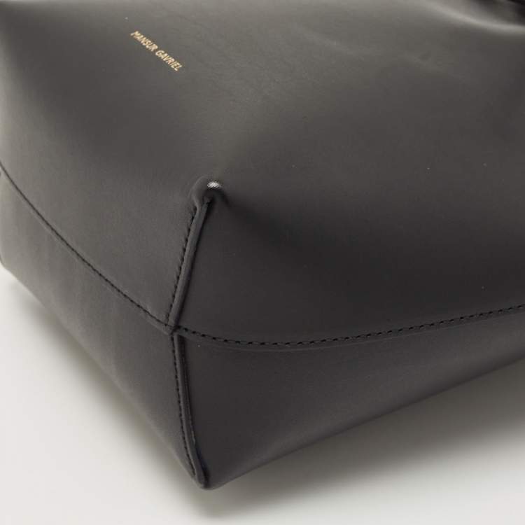 Pre Owned Mansur Gavriel Black Leather Mini Mini Bucket Bag