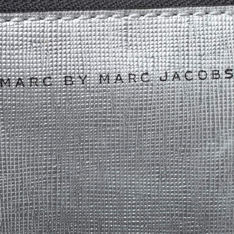 Pre Owned Marc By Marc Jacobs Silver Quilted PVC Metropolitote Tote