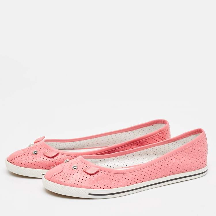 Pre Owned Marc by Marc Jacobs Pink Perforated Leather Mouse Flats Size 39