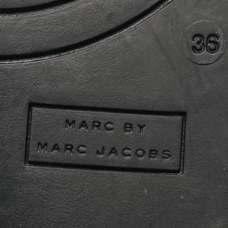 Pre Owned Marc by Marc Jacobs Silver/Black Leather and Fabric High Top Sneakers Size 36