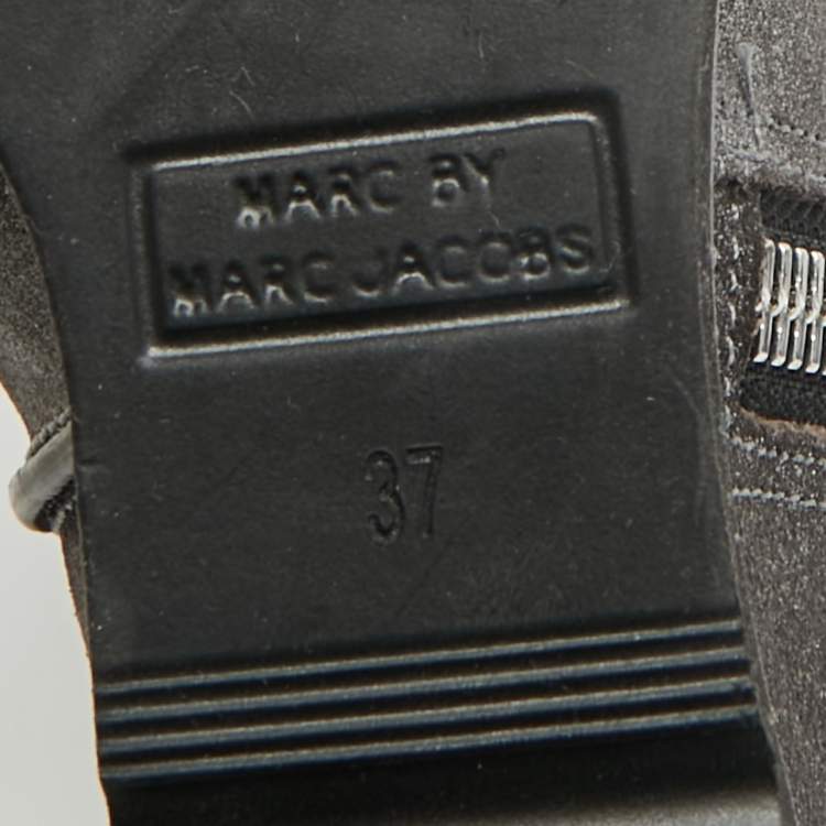Pre Owned Marc by Marc Jacobs Silver Suede Ankle Length Boots Size 37