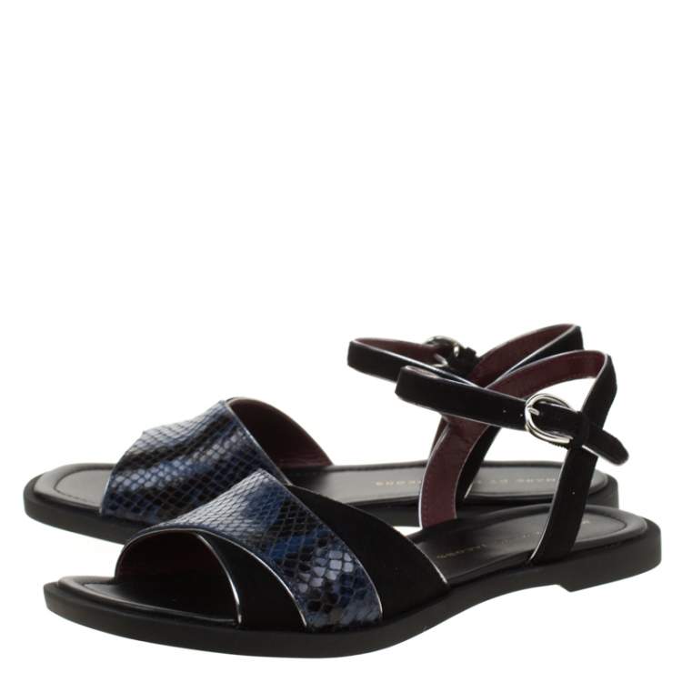 Pre Owned Marc by Marc Jacobs Black/Blue Embossed Snake Leather Jodie Flat Sandals Size 37