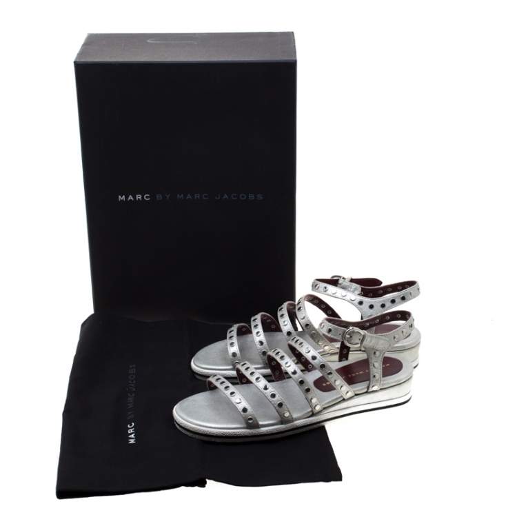 Pre Owned Marc by Marc Jacobs Metallic Silver Leather Gena Studded Ankle Strap Flat Sandals Size 36