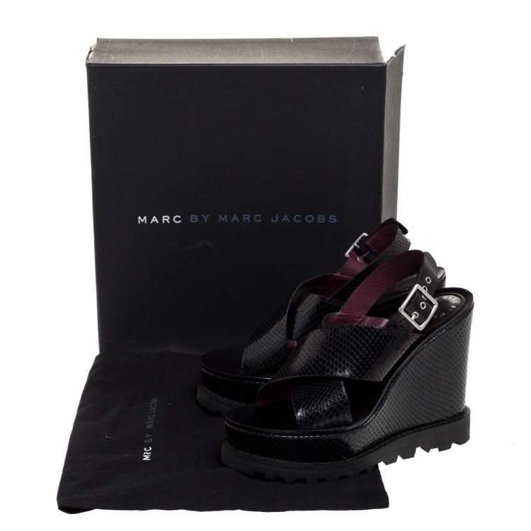 Pre Owned Marc by Marc Jacobs Black Python Embossed Leather Wedge Platform Ankle Strap Sandals Size 39
