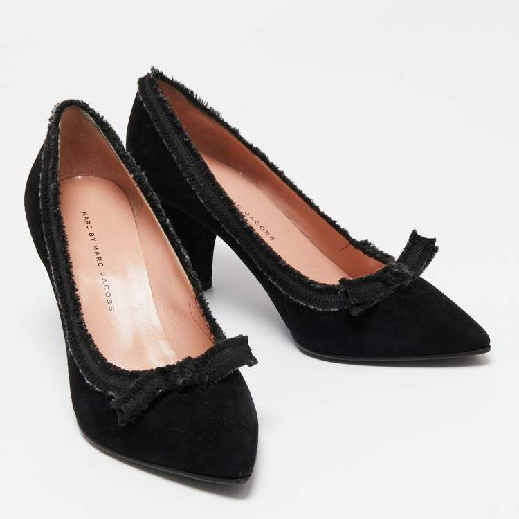 Pre Owned Marc by Marc Jacobs Black Suede Bow Pointy Pumps Size 40