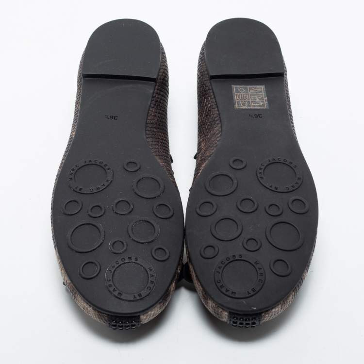 Pre Owned Marc by Marc Jacobs Grey Camo Embossed Leather Spike Trim Mouse Ballet Flats Size 36.5